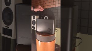 HumminGuru. Моем винил и слушаем пластинки