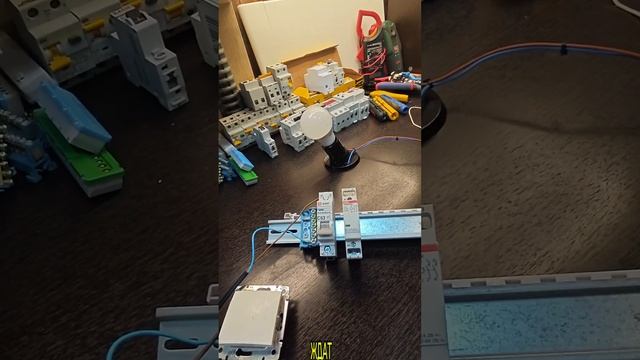 ЧАМОВАРИ КОНТАКТОР смотреть онлайн