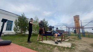 programmy подьем штанги от груди