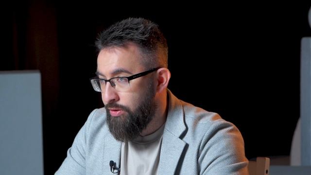 Почему боль в пояснице отдает в ногу? Как лечить защем? смотреть онлайн