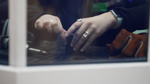 Отзыв на лазерное оборудование Pokkels от компании «Скол? смотреть онлайн