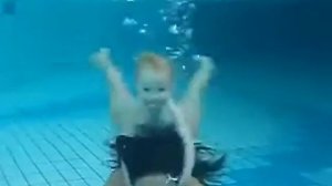 Детский мир.Самые лучшие приколы.КАК  ВЕРХОМ ПРОКАТНУЛСЯ НА МАМЕ