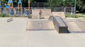 24 ЧАСА в ПОЛНОМ VS ПУСТОМ СКЕЙТ-ПАРКЕ