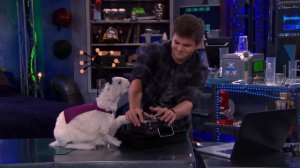 Грозная семейка | 1 час супер-моментов с «Грозной семейкой»! С Фиби и Максом | Nickelodeon Cyrillic