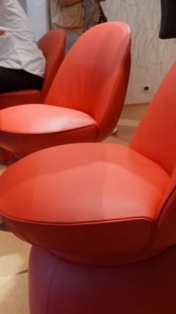 Аутдор версия стула и кресла на Миланском салоне 2025