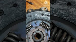 Как заменить сцепление КПП на Mitsubishi Space Wagon 1994г/в.