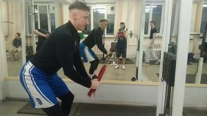 Упражнение - дровосек на широчайшие TrainingFactory00