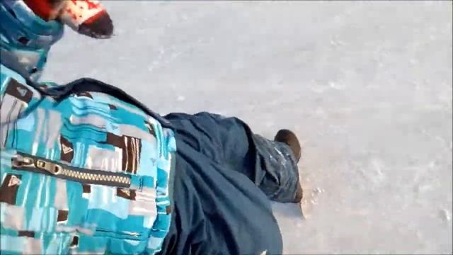 Серёжа в первый раз на коньках в 3 года смотреть онлайн