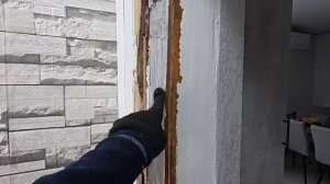 Изначально не сделали, теперь испортили ремонт