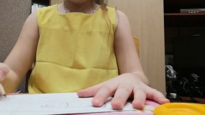 Сегодня мы научимся делать дракона из бумаги на руку д