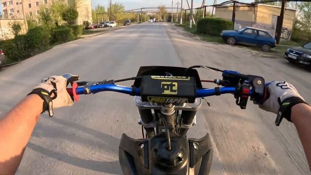 первый ролик поймал начальник гаи