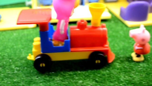 Свинка Пеппа играем в мяч Мультик для детей смотреть онлайн