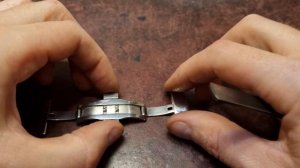 Пряжка бабочка для ремешка ширина 20 мм.