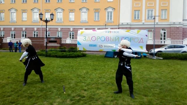 Шоу фланкировки Арена