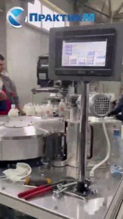🚀 Автоматический этикетировщик для молочной продукции в ПЭТ-тару