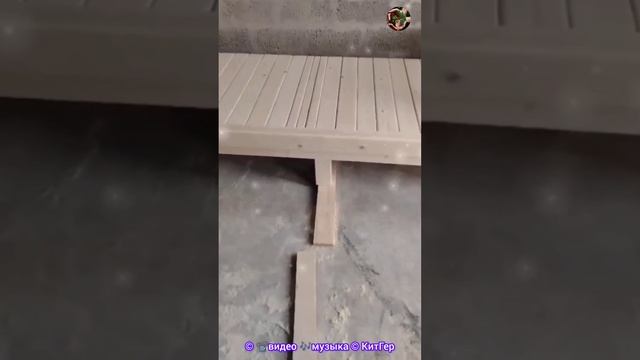 Раскладной диванчик.