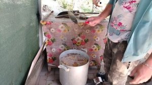 ферментированая,кислая или броженая кукуруза.