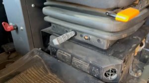 Телескопический погрузчик FORMICA PRO T35D-4x4 экспресс-обзор