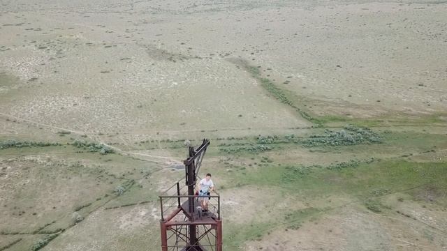 DJI Mavic Pro Съемка заброшенной радиовещательной мачты - в? смотреть онлайн