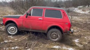 OFF-ROAD. Стоковые НИВЫ в грязи