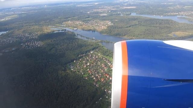 04.09.2021. Россия. Посадка в аэропорту Шереметьево. Москов