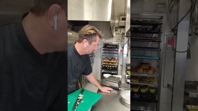 Пирог с капустой от Александра Селезнева смотреть онлайн