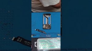 Xiaomi Redmi Note 11S вздулся аккумулятор и выдавил заднюю крыш