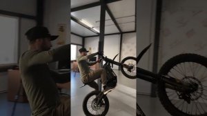 Почему нет обзора на электромотоцикл Arctic Leopard Clouded Leopard