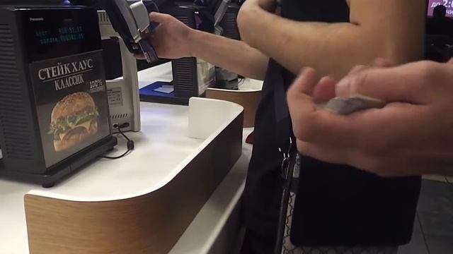 А вы знали что в Маке снимать несльзя ? Бэк, Brooklyn, торнадо, кто-то не пришел. смотреть онлайн