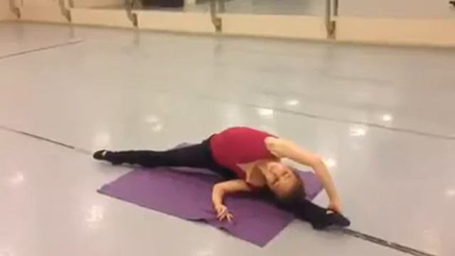 Упражнения на полу. Часть 3