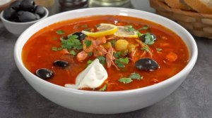 СОЛЯНКА ПО-ЛЕНИНГРАДСКИ. Вкусный суп, который вы приготовите еще не раз! Рецепт от Всегда Вкусно!