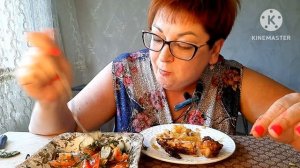 Дочка сказала выкинуть,а я домой привезла/Целый обед у меня с дачи/Ну,пожру😉