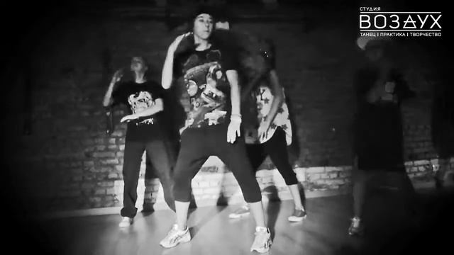 ХИП-ХОП ЭКСПРЕСС - ИРИНА "FUNKYCHILD" МАЛАЯ & ZULU MANTHAN aka BUNKA - студия "ВОЗДУХ" - 2015 смотреть онлайн