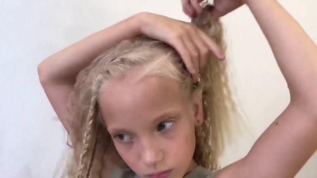 Прическа из косичек! смотреть онлайн