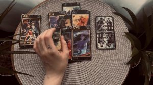 КАК ОН ПЕРЕЖИВАЕТ РАССТАВАНИЕ ? 🧝🏾♀️🌿 #таро