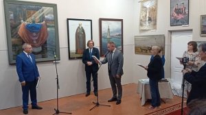 Вернисаж проекта #РусскаяАтлантида в Калязине. Грамота от Заксобрания