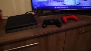 Как играть в Fortnite на PS 4 с другом на одной консоли1!!!!!