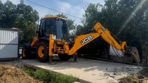 Аренда трактора, экскаватора, гидромолота