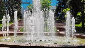 ПОЧЕМУ ИИСУС / МОЛИТВА В ЦЕНТРЕ АЛМАТЫ 🙏❤️