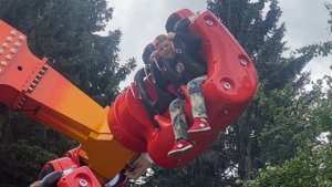 24 часа на "Диво острове"! Тусим на аттракционах с моей подружкой Анютой!