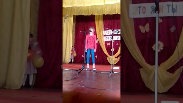 Школьный хип-хоп пою яяяяяяя!!!!!!,!,, смотреть онлайн