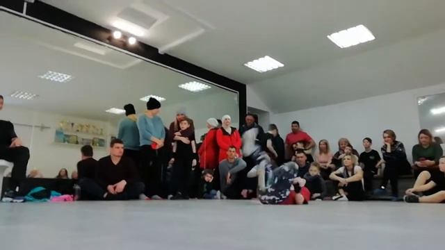 Гурьянов Марк vs Захаров Захар | 1/4 | 5-7 лет | Spring battle смотреть онлайн