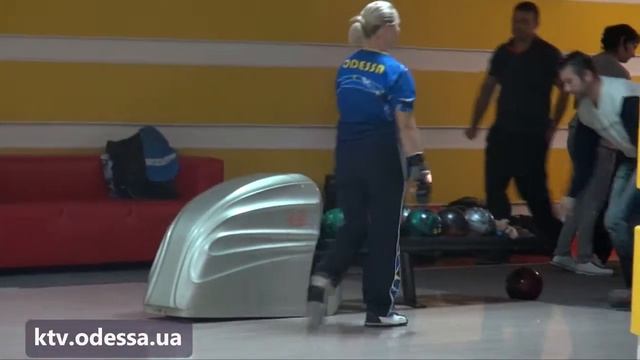 Этап чемпионата Одессы в боулинг-клубе "Сфера"