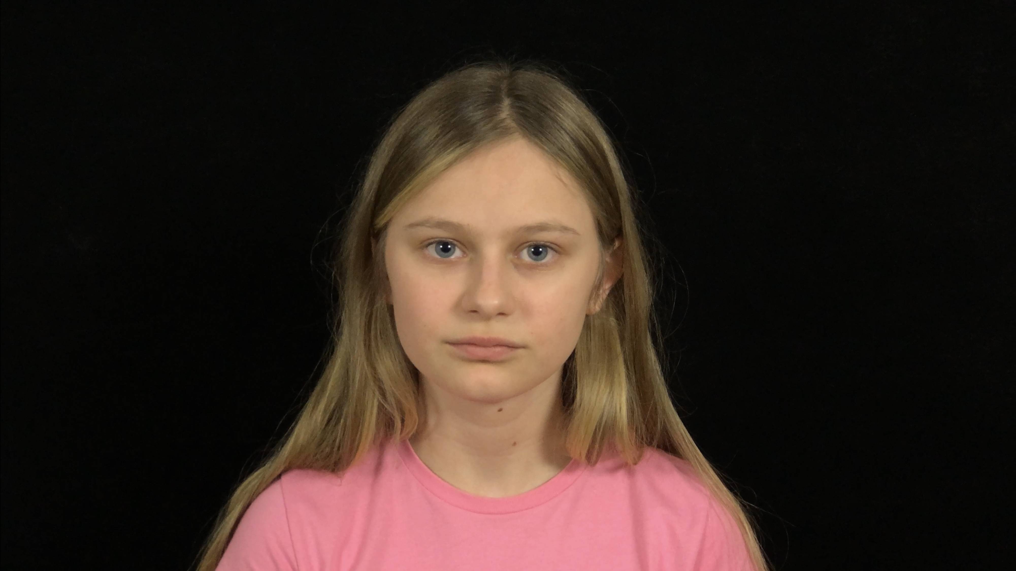 [Коркина Мирослава - видеовизитка 2025-05-03] смотреть онлайн