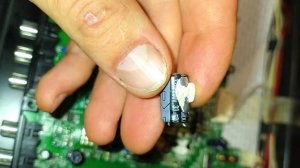 Ремонт телевизора Thomson, телевизор постоянно перезагру