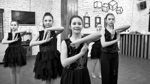 Клип группы TEENAGER 2 two sellers