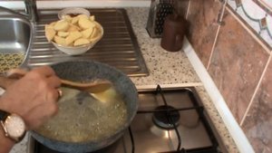 КАРТОФЕЛЬ по деревенски на СКОВОРОДЕ ! ENG SUB