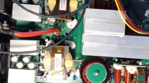 Почему инвертор Datouboss DN-03 сам включается и выключается