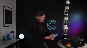 Обзор учебного промышленного коллаборативного робота e.Do от Comau.