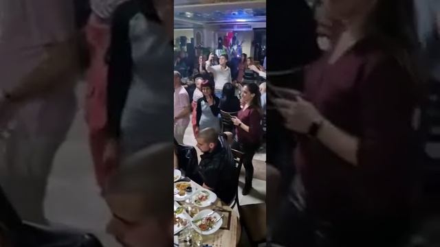 ГЛОРИЯ - ОБРАТНО В РАЯ НА ЖИВО ЧАСТНО ПАРТИ @GloriaOfficial #gloria #GLORIA #live#JačeJače#popfolk смотреть онлайн